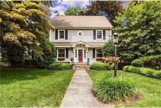 14 Valley View Terrace, Moorestown, NJ 08057