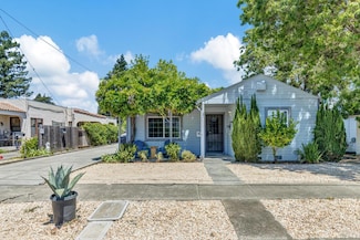 2720 Laurel St, Napa, CA 94558