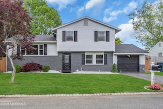 120 Lake Winnepesaukee Dr, Little Egg Harbor Township, NJ 08087