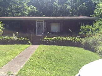 182 Lee Valley Rd, Derry, PA 15627