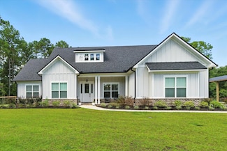 9139 Ravena Rd, Tallahassee, FL 32309