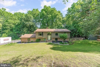 1200 Neptune Ln, Huntingtown, MD 20639