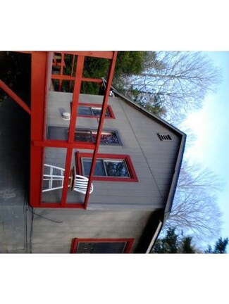 246 Old Bristol Rd, New Hampton, NH 03256