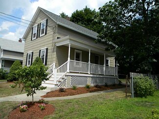 221 Roger Williams Ave, Rumford, RI 02916