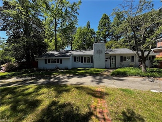 7649 Gleneagles Rd, Norfolk, VA 23505
