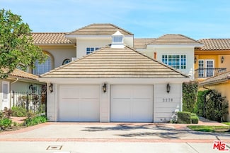 2278 Canyonback Rd, Los Angeles, CA 90049