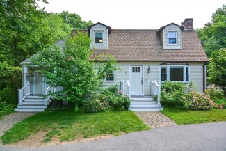 75 Miller St, Norfolk, MA 02056