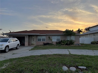 6820 26th St W, Bradenton, FL 34207