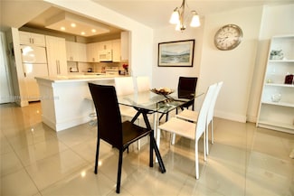 1865 S Ocean Dr Unit 8I, Hallandale Beach, FL 33009