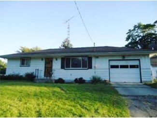 3047 Victory Ave, Toledo, OH 43607