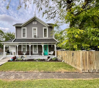 209 E 4th St, Warren, IN 46792