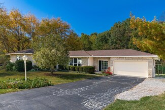 854 S Section Line Rd, Delaware, OH 43015