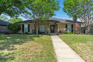 708 Mount Vernon Dr, Richardson, TX 75081