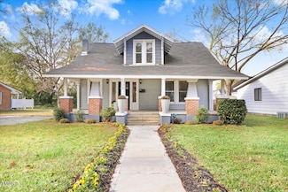 509 N Webb St, Selma, NC 27576
