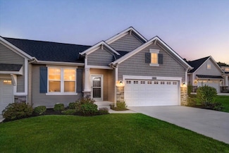 8350 Autumn Acres Dr, Rockford, MI 49341