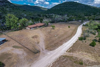 2227 Mill Creek Rd, Leakey, TX 78873