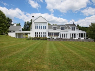 141 Geer Mountain Rd, South Kent, CT 06785