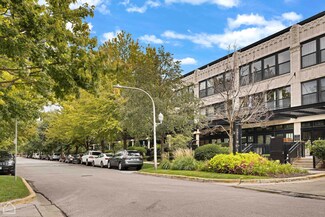 1111 W 14th Place Unit 218, Chicago, IL 60608