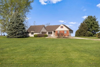 2475 County Road 700 E, Dewey, IL 61840