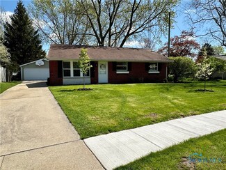 339 Danesmoor Rd, Holland, OH 43528
