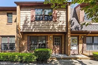 301 Spring St Unit 30, Red Bank, NJ 07701
