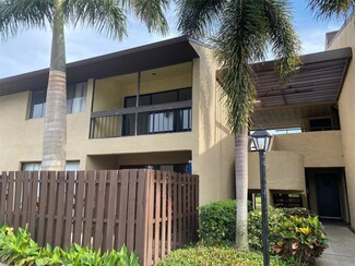 850 Village Lake Terrace N Unit 201, Saint Petersburg, FL 33716