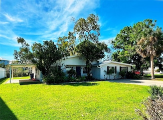 812 Bayview Dr, Nokomis, FL 34275