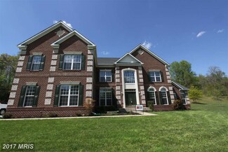 4300 Broken Arrow Ct, Clinton, MD 20735