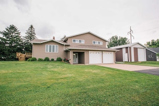 403 Bluebird Ln, Loyal, WI 54446