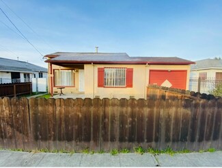 6741 Eastlawn St, Oakland, CA 94621