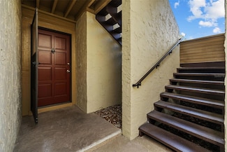 4154 Pinelake Ln Unit 101, Tampa, FL 33618