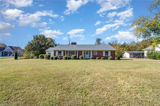 955 Main St, Yanceyville, NC 27379