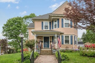 17 Ferdinand St, Worcester, MA 01603