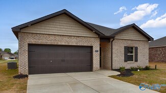 26319 Nash Ln, Athens, AL 35613