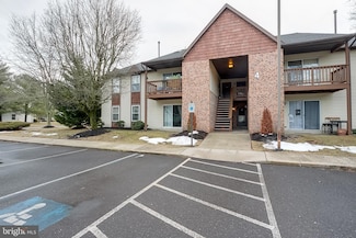 42 Dover Ct, Blackwood, NJ 08012