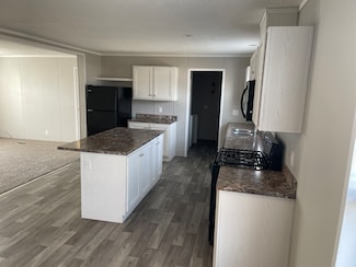 46000 Geddes Rd Unit 404, Canton, MI 48188