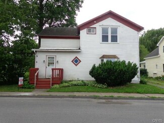 8 Front St, Vernon, NY 13476