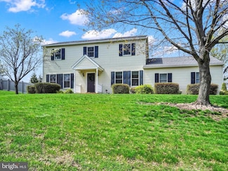 120 Steffie Dr, Mount Wolf, PA 17347