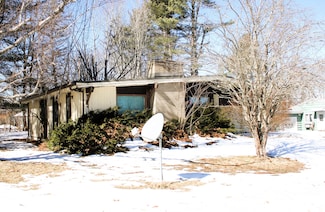 60 Crestview Dr, Portland, ME 04103