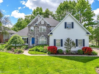 835 Thelma Dr, Wadsworth, OH 44281