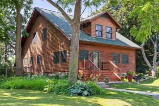 819 Olive St W, Stillwater, MN 55082