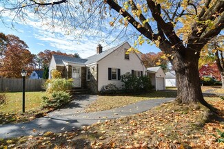 31 Hunthurst Cir, Worcester, MA 01602