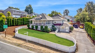 1917 S 240th St, Des Moines, WA 98198