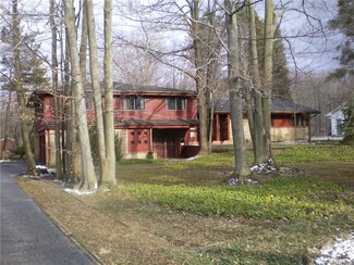 61 E Jerge Dr, Elma, NY 14059