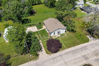 2908 W 9th St N, Wichita, KS 67203