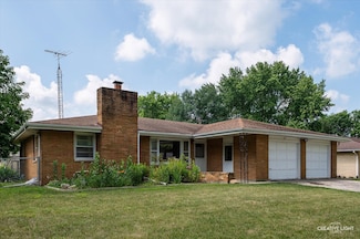 200 Snow St, Sugar Grove, IL 60554