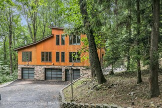 1204 Johnston Dr, Watchung, NJ 07069