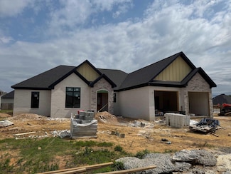 2348 Pleasant Cove Dr, Conway, AR 72034