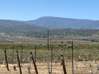 22649 Highway 202, Tehachapi, CA 93561