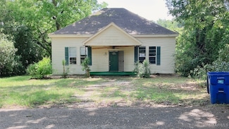 905 Milly Francis St, Wetumpka, AL 36092